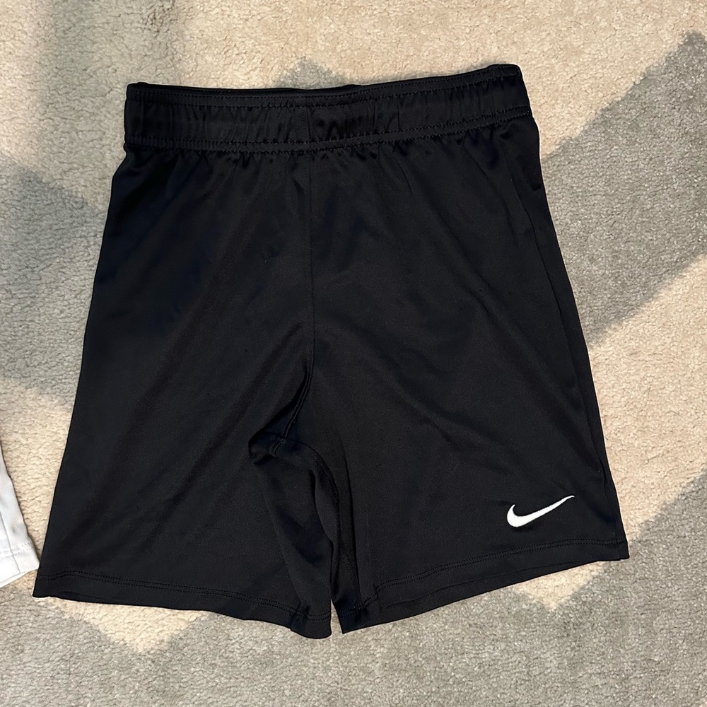 Nike Boys Dri Fit Shorts  - Med